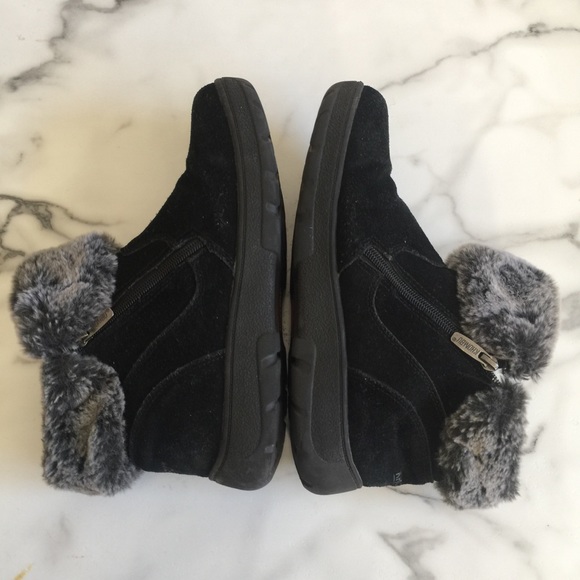 Khombu | Jessica Memory Foam Ankle Booties - Picture 6 of 8